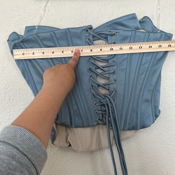 House of CB Nastassia Cool Blue Embellished Satin corset NWOT size M - Picture 9 of 14